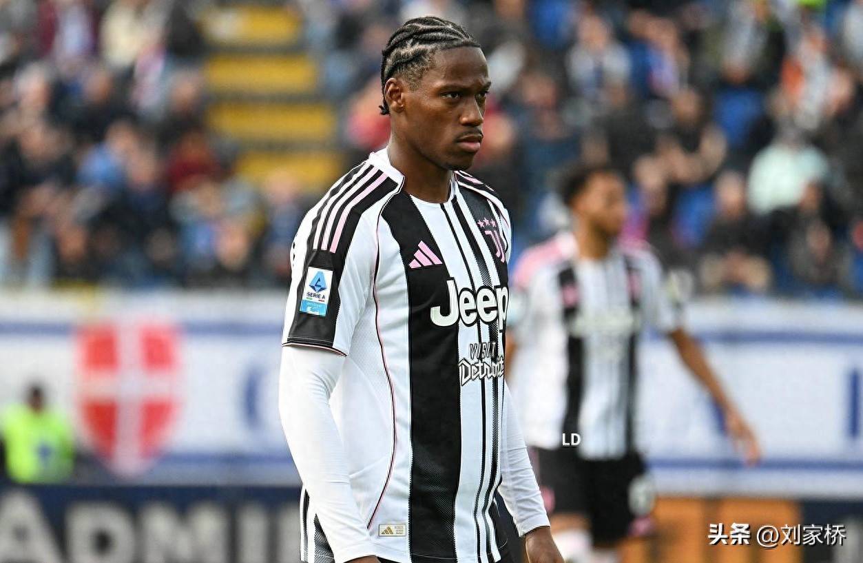 稳定军心，尤文续约31岁后卫，8场1球，新援戴维何时激活