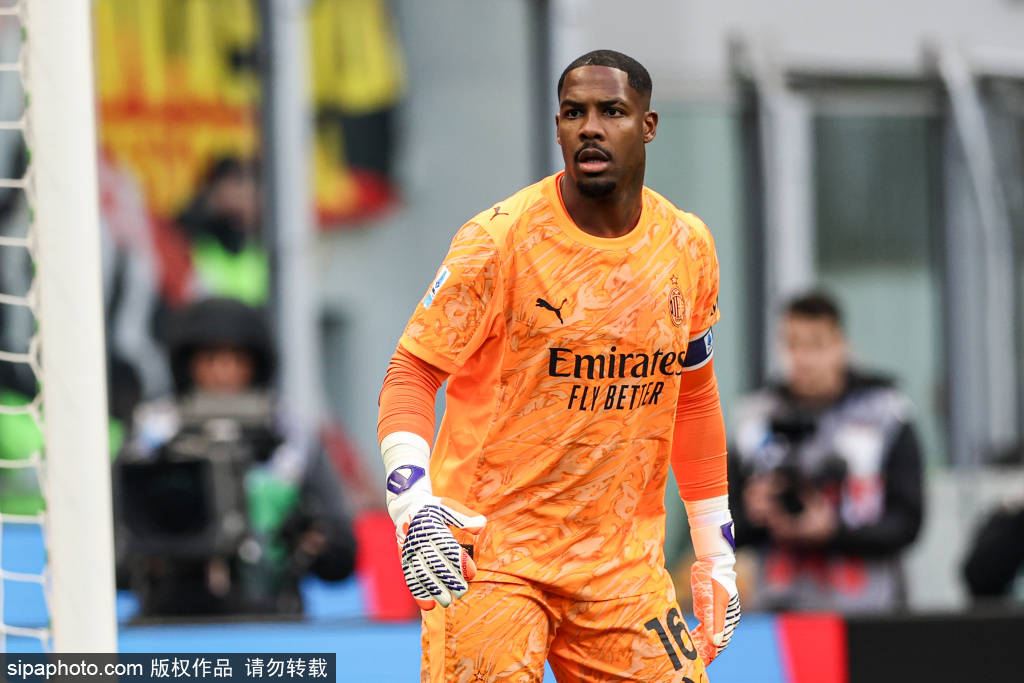 迈尼昂续约米兰,2025最佳阵国米三人入选,意甲动态全解析