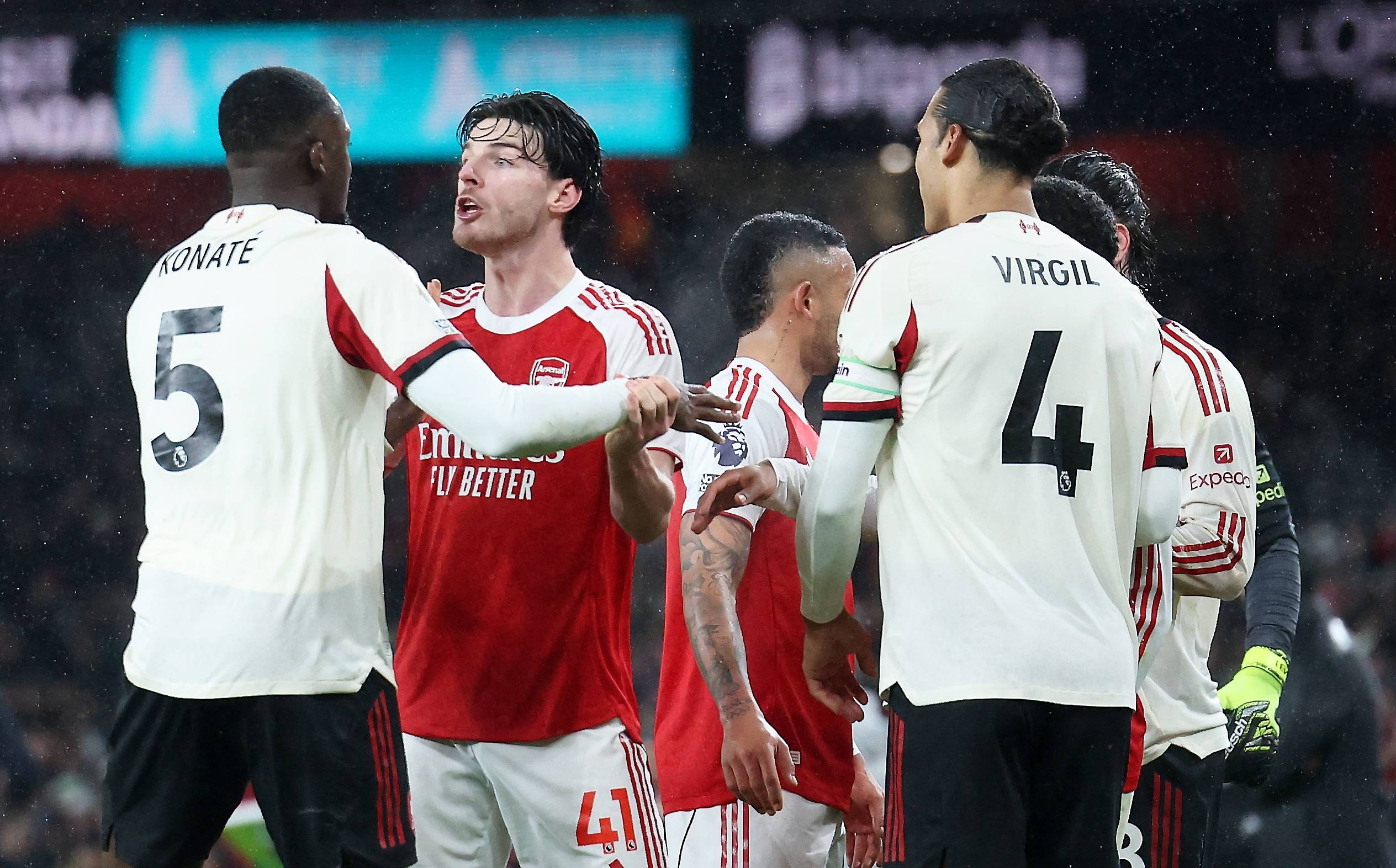 (外代二线)足球——英超联赛:阿森纳战平利物浦